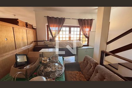Casa para alugar com 440m², 8 quartos e 4 vagas Casa para alugar com 440m², 8 quartos e 4 vagasSala Casa 3