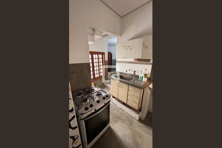 Casa para alugar com 440m², 8 quartos e 4 vagas Casa para alugar com 440m², 8 quartos e 4 vagasCozinha e Area Serviço Kitnet