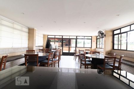 Apartamento à venda com 80m², 2 quartos e 1 vaga Apartamento à venda com 80m², 2 quartos e 1 vagaÁrea comum - Salão de festas