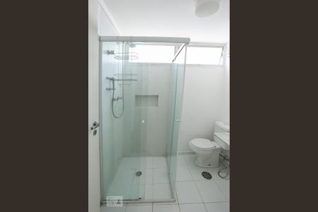 Apartamento à venda com 100m², 2 quartos e 1 vagaBanheiro da Suíte