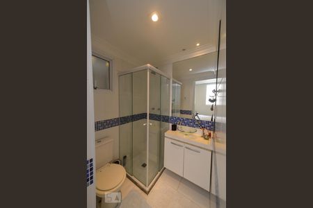 Banheiro Suite de apartamento para alugar com 2 quartos, 64m² em Gopoúva, Guarulhos