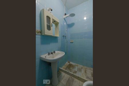 Apartamento para alugar com 62m², 2 quartos e sem vagaBanheiro