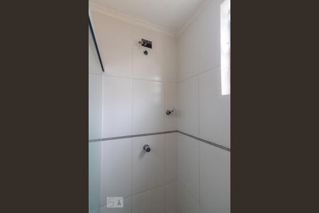 Banheiro de apartamento para alugar com 2 quartos, 58m² em Vila Inglesa, São Paulo
