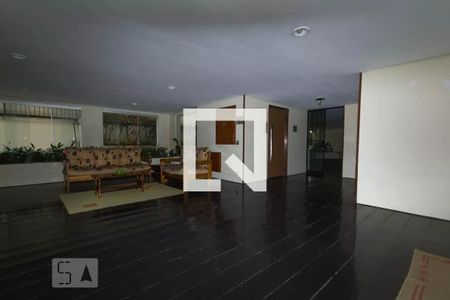 Apartamento à venda com 61m², 2 quartos e 1 vaga Apartamento à venda com 61m², 2 quartos e 1 vagaHall de entrada