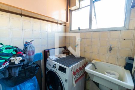 Apartamento à venda com 61m², 2 quartos e 1 vaga Apartamento à venda com 61m², 2 quartos e 1 vagaÁrea de Serviço