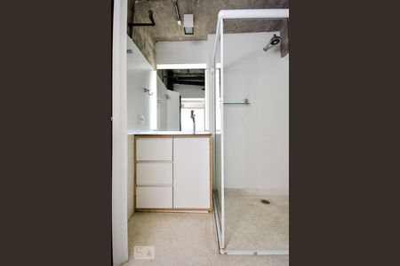 Suíte - banheiro de apartamento para alugar com 2 quartos, 84m² em Jardim Paulista, São Paulo