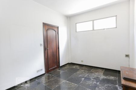 Casa à venda com 387m², 4 quartos e 6 vagas Casa à venda com 387m², 4 quartos e 6 vagasSala de Almoço