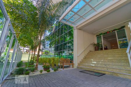 Apartamento à venda com 84m², 2 quartos e 1 vaga Apartamento à venda com 84m², 2 quartos e 1 vagaÁrea Comum - Entrada do Prédio