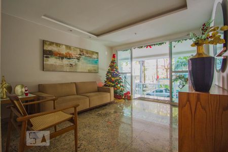 Apartamento à venda com 84m², 2 quartos e 1 vaga Apartamento à venda com 84m², 2 quartos e 1 vagaÁrea Comum - Hall de Entrada