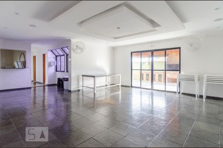 Apartamento para alugar com 60m², 2 quartos e 1 vaga Apartamento para alugar com 60m², 2 quartos e 1 vagaSalão de festas