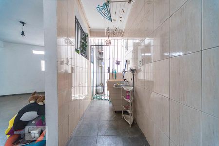 Casa à venda com 160m², 3 quartos e 2 vagas Casa à venda com 160m², 3 quartos e 2 vagasÁrea de Serviço