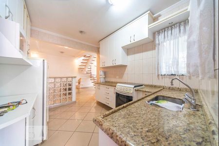 Casa à venda com 160m², 3 quartos e 2 vagas Casa à venda com 160m², 3 quartos e 2 vagasCozinha