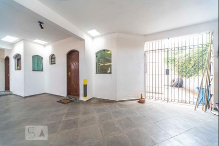 Casa à venda com 160m², 3 quartos e 2 vagas Casa à venda com 160m², 3 quartos e 2 vagasGaragem