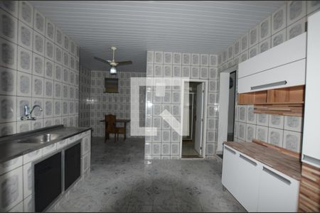 Casa para alugar com 130m², 2 quartos e sem vagaCozinha