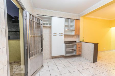 Casa à venda com 260m², 3 quartos e 2 vagas Casa à venda com 260m², 3 quartos e 2 vagasCozinha