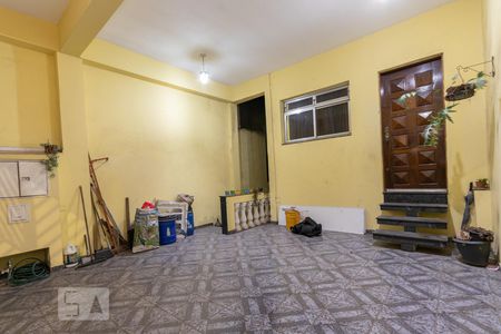 Casa à venda com 260m², 3 quartos e 2 vagas Casa à venda com 260m², 3 quartos e 2 vagasGaragem