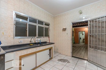 Casa à venda com 260m², 3 quartos e 2 vagas Casa à venda com 260m², 3 quartos e 2 vagasCozinha
