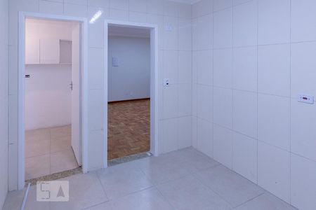 Cozinha de apartamento para alugar com 2 quartos, 70m² em Perdizes, São Paulo