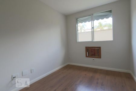 Quarto 2  de apartamento para alugar com 3 quartos, 72m² em Anil, Rio de Janeiro
