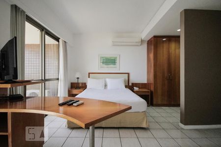 Quarto de apartamento à venda com 2 quartos, 96m² em Barra da Tijuca, Rio de Janeiro