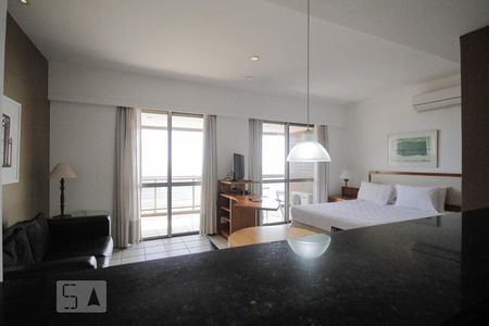 Cozinha de apartamento à venda com 2 quartos, 96m² em Barra da Tijuca, Rio de Janeiro