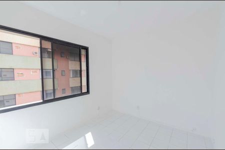 Quarto 1 de apartamento para alugar com 2 quartos, 80m² em Tijuca, Rio de Janeiro