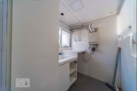 Apartamento à venda com 150m², 3 quartos e 3 vagas Apartamento à venda com 150m², 3 quartos e 3 vagasÁrea de Serviço