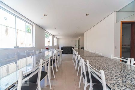 Apartamento à venda com 150m², 3 quartos e 3 vagas Apartamento à venda com 150m², 3 quartos e 3 vagasSalão de Festas