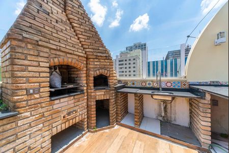 Apartamento à venda com 150m², 3 quartos e 3 vagas Apartamento à venda com 150m², 3 quartos e 3 vagasChurrasqueira