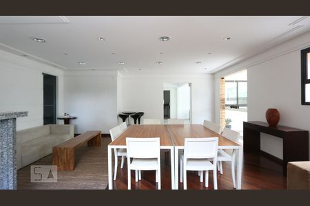Apartamento para alugar com 105m², 2 quartos e 2 vagassalão de festas
