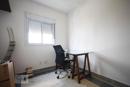 Quarto de apartamento para alugar com 2 quartos, 57m² em Parque Reboucas, São Paulo