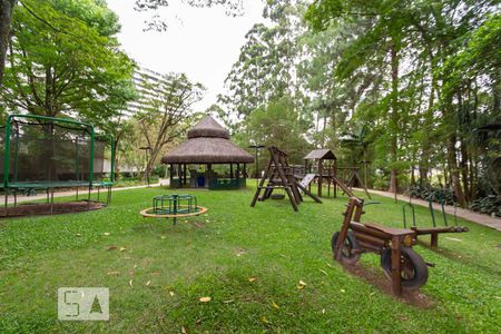 Apartamento à venda com 520m², 4 quartos e 4 vagas Apartamento à venda com 520m², 4 quartos e 4 vagasPlayground