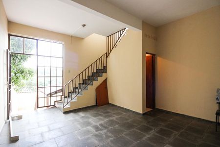 Casa à venda com 160m², 3 quartos e sem vagaSalão de Festas