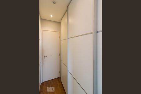 Apartamento à venda com 130m², 3 quartos e 2 vagas Apartamento à venda com 130m², 3 quartos e 2 vagasQuarto suíte 3