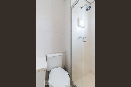 Apartamento à venda com 130m², 3 quartos e 2 vagas Apartamento à venda com 130m², 3 quartos e 2 vagasBanheiro suíte 3