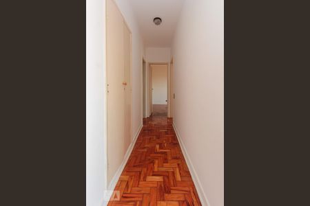 Corredor de apartamento para alugar com 2 quartos, 80m² em Vila Romana, São Paulo
