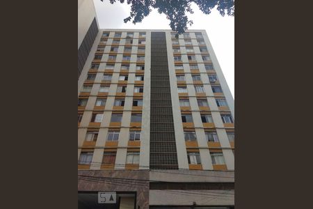 Apartamento à venda com 65m², 1 quarto e sem vaga Apartamento à venda com 65m², 1 quarto e sem vagaFachada