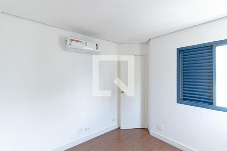Quarto 1 de apartamento para alugar com 2 quartos, 120m² em Moema, São Paulo