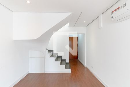 Sala de apartamento para alugar com 2 quartos, 120m² em Moema, São Paulo