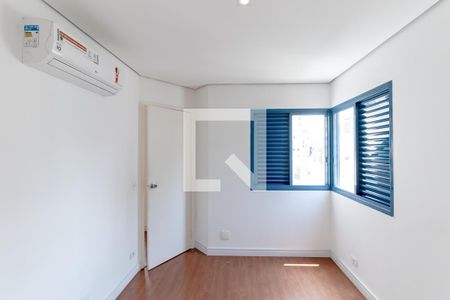 Quarto 1 de apartamento para alugar com 2 quartos, 120m² em Moema, São Paulo