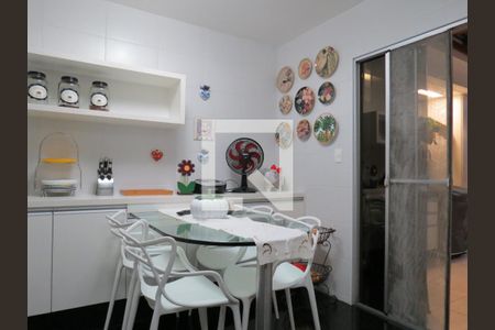 Apartamento à venda com 162m², 3 quartos e 2 vagas