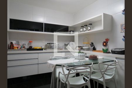 Apartamento à venda com 162m², 3 quartos e 2 vagas