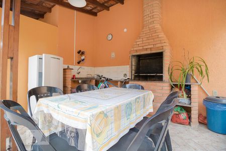 Casa à venda com 274m², 5 quartos e 4 vagasChurrasqueira