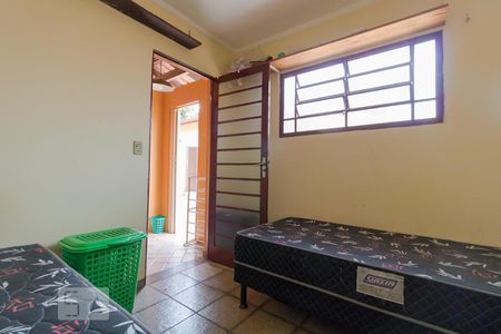 Casa à venda com 274m², 5 quartos e 4 vagasSuíte 04 (Edícula)