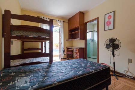 Casa à venda com 274m², 5 quartos e 4 vagasSuíte 02