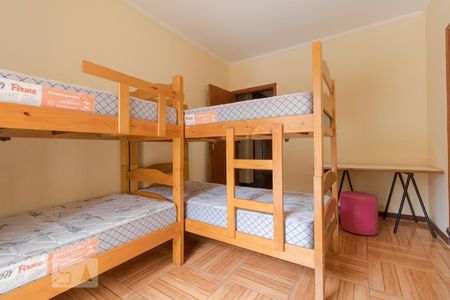 Casa à venda com 274m², 5 quartos e 4 vagasSuíte 01