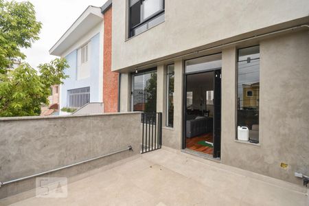 Casa à venda com 160m², 3 quartos e 2 vagas Casa à venda com 160m², 3 quartos e 2 vagasEntrada