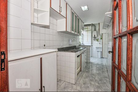 Apartamento à venda com 70m², 2 quartos e 1 vaga Apartamento à venda com 70m², 2 quartos e 1 vagaCozinha e Área de Serviço