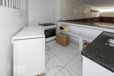 Apartamento à venda com 80m², 2 quartos e 1 vaga Apartamento à venda com 80m², 2 quartos e 1 vagaÁrea comum - Salão de festas