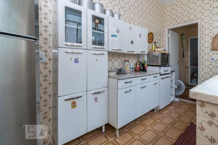 Apartamento à venda com 80m², 2 quartos e 1 vaga Apartamento à venda com 80m², 2 quartos e 1 vagaCozinha - Armários